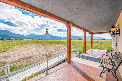 46 Cornelio Cisneros, Cerro, NM 87556