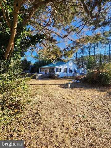 20248 BREEZY POINT ROAD, COLTONS POINT, MD 20626