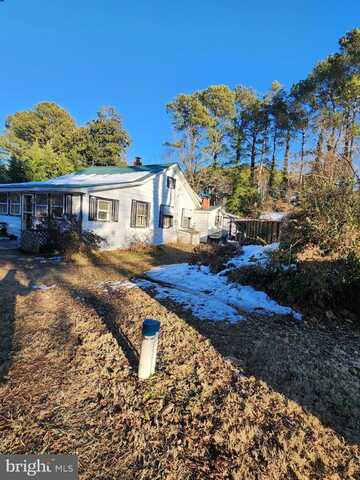 20248 BREEZY POINT ROAD, COLTONS POINT, MD 20626