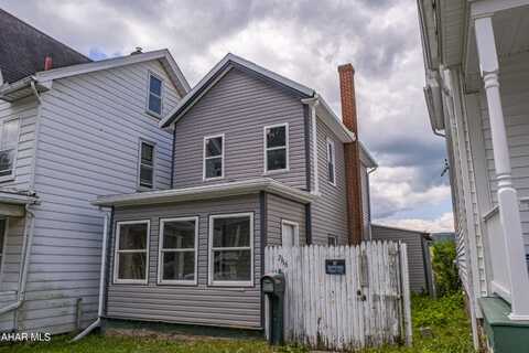 2116 2nd Avenue, Altoona, PA 16602