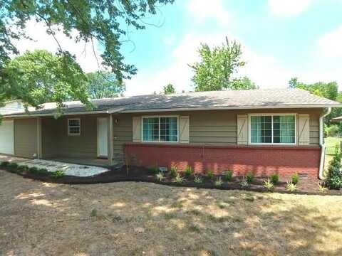 2452 W Valley DR, Fayetteville, AR 72703