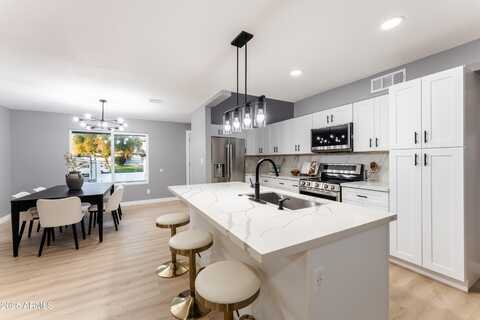 1743 W BUTLER Drive, Phoenix, AZ 85021