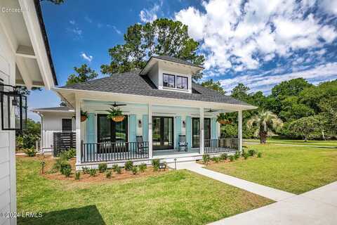 9 Hendersons Way, Beaufort, SC 29907