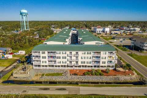 105 SE 58th Street, Oak Island, NC 28465