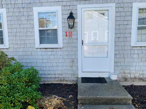 110 W Main Street, Hyannis, MA 02601