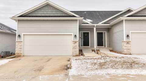 90 Keeneland Court, Pleasant Hill, IA 50327