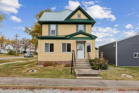 301 N Massillon Street, Stanwood, IA 52337