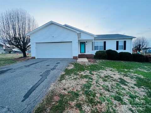 4703 Dalena Drive, Claremont, NC 28610