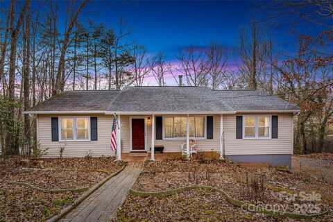 300 Scarlet Oaks Drive, Etowah, NC 28729