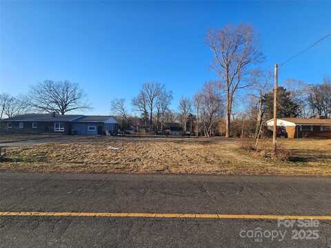 1018 Patricia Avenue, Harrisburg, NC 28075