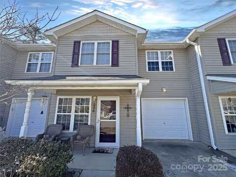 226 Farington Circle, Fletcher, NC 28732