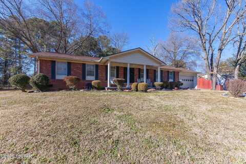 101 Carlisle Drive, Jackson, TN 38301