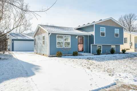 3923 E Ovid Avenue, Des Moines, IA 50317