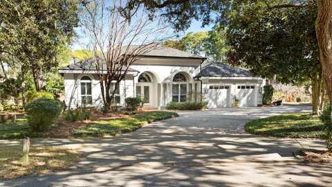 4500 Olde Plantation Place, Destin, FL 32541