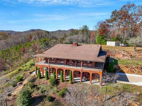 380 Ledford Drive, Franklin, NC 28734