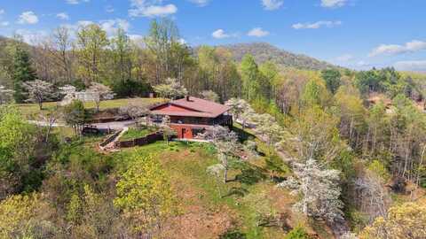 380 A Ledford Drive, Franklin, NC 28734