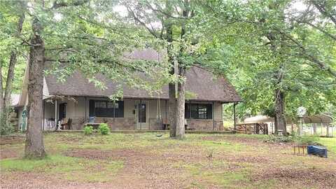 1099 Serviceberry RD, Mountainburg, AR 72946