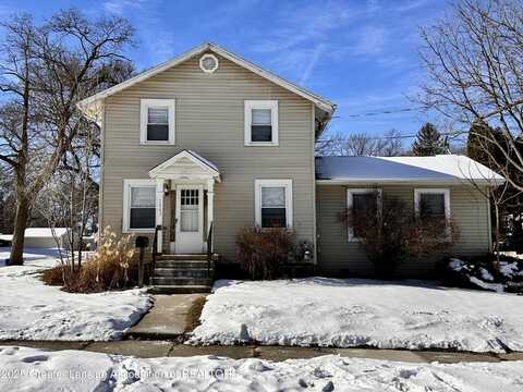 1443 Roselawn Avenue, Lansing, MI 48915