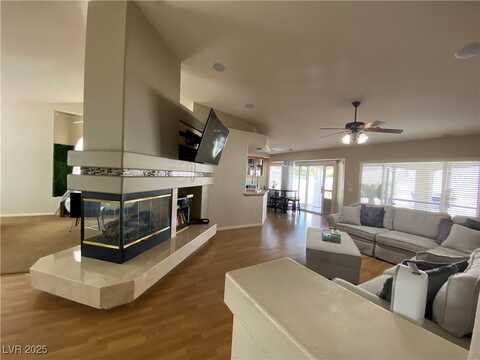 656 Hidden Cellar Court, Las Vegas, NV 89183