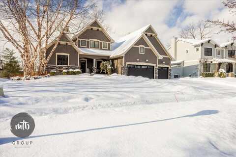 5108 W Village Trail SE, Ada, MI 49301