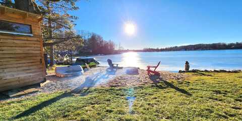 9318 School Street, Lake, MI 48632