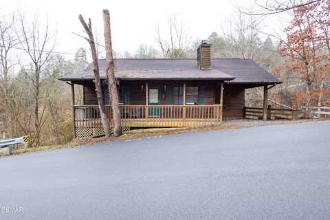 1709 Walker Trail, Sevierville, TN 37876