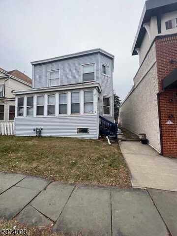 287 Crooks Ave, Clifton, NJ 07011