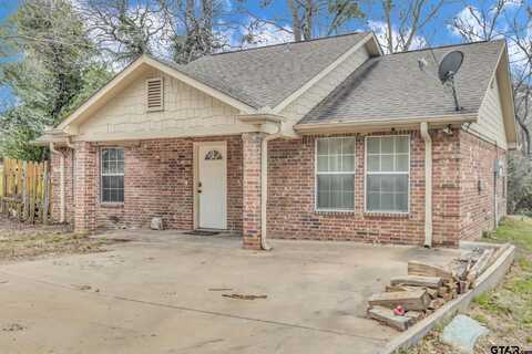 727 Duckenfield, Tyler, TX 75701