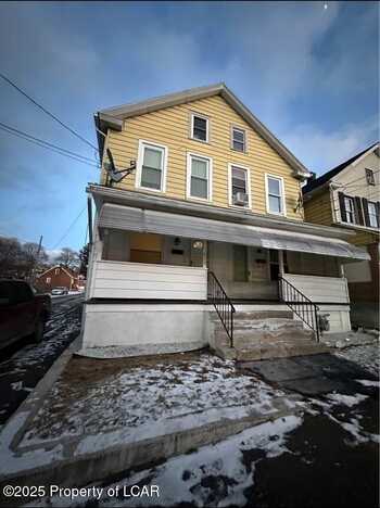 719 N JAMES Street, Hazleton, PA 18201