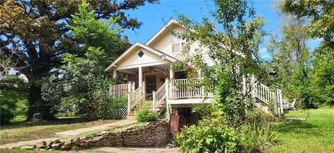 725 N Iron Street, Paola, KS 66071