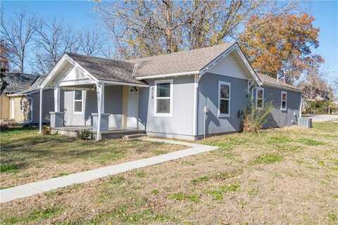 318 W Front Street, Grain Valley, MO 64029