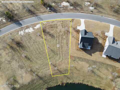 147 Sycamore Lakes Drive, Wallace, NC 28466