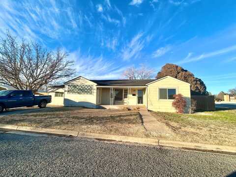 101 15th Street, Levelland, TX 79336