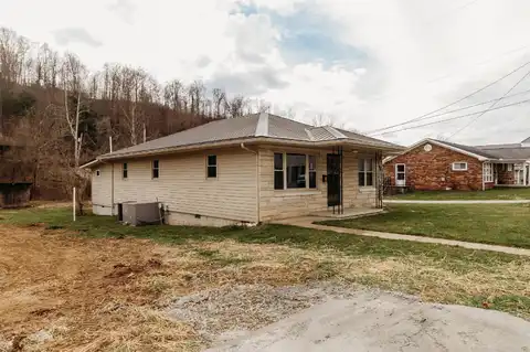 604 Glenn Avenue, West Liberty, KY 41472