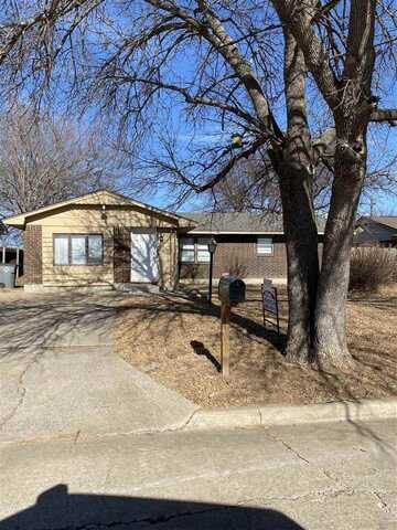 118 NE Angus St, Lawton, OK 73505