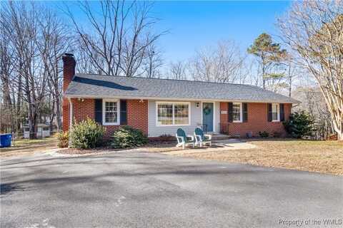 8033 Willow Ave, Hanover, VA 23111