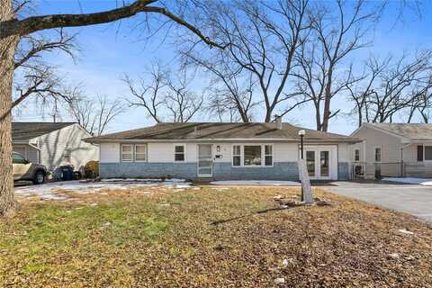 11 Elwood Court, Florissant, MO 63031