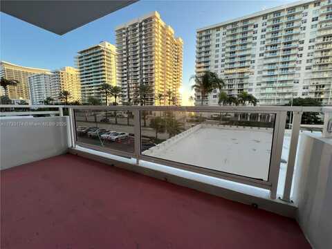 5700 Collins Ave, Miami Beach, FL 33140