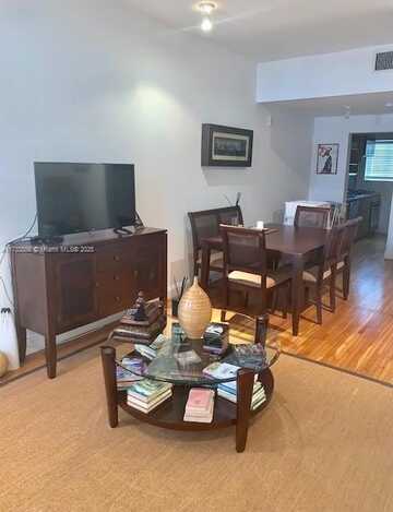 1330 Drexel Ave, Miami Beach, FL 33139
