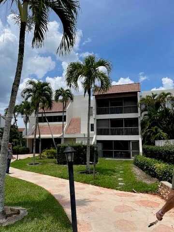 301 Racquet Club Rd, Weston, FL 33326