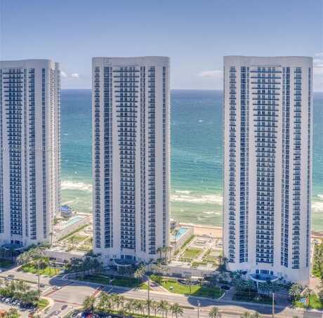 15901 Collins Ave, Sunny Isles Beach, FL 33160