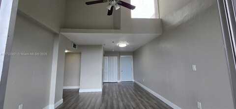 8870 Fontainebleau Blvd, Miami, FL 33172