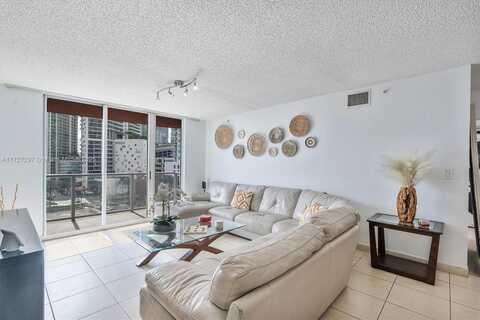 1155 Brickell Bay Dr, Miami, FL 33131