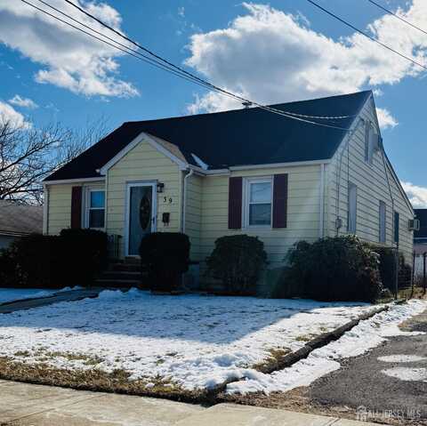 39 Delaware Avenue, Carteret, NJ 07008