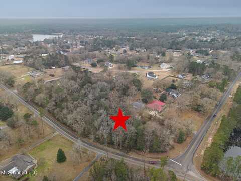 18581 W Wortham Road, Saucier, MS 39574