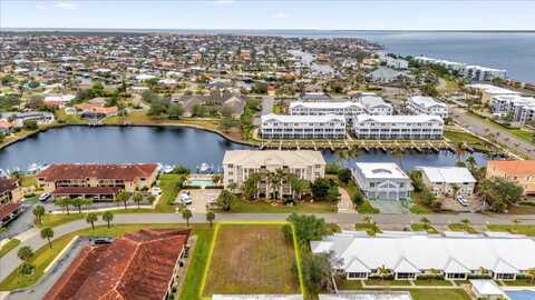 267 LEWIS CIRCLE, PUNTA GORDA, FL 33950
