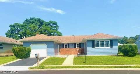 6 Fontana Street, Toms River, NJ 08757