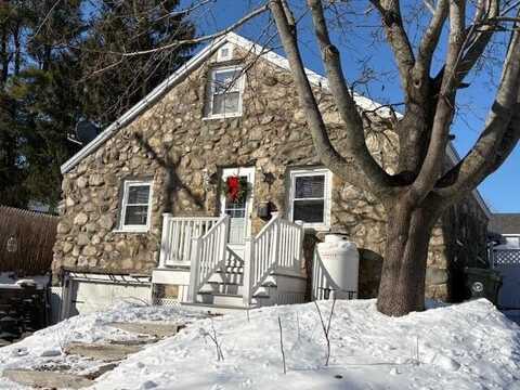 20 James Street, Saco, ME 04072