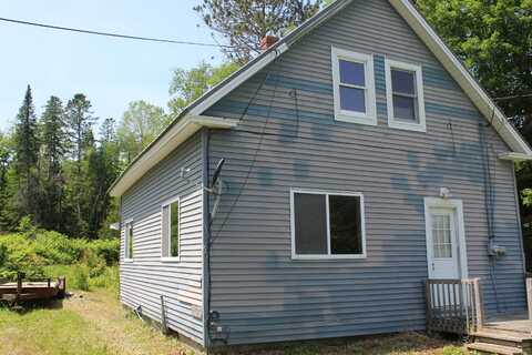 9 Extract Road, Sherman, ME 04776