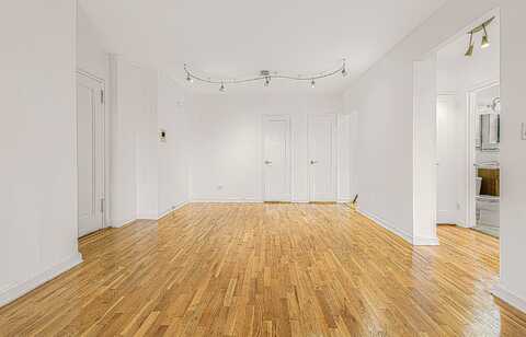 71-11 Yellowstone Boulevard, Forest Hills, NY 11375